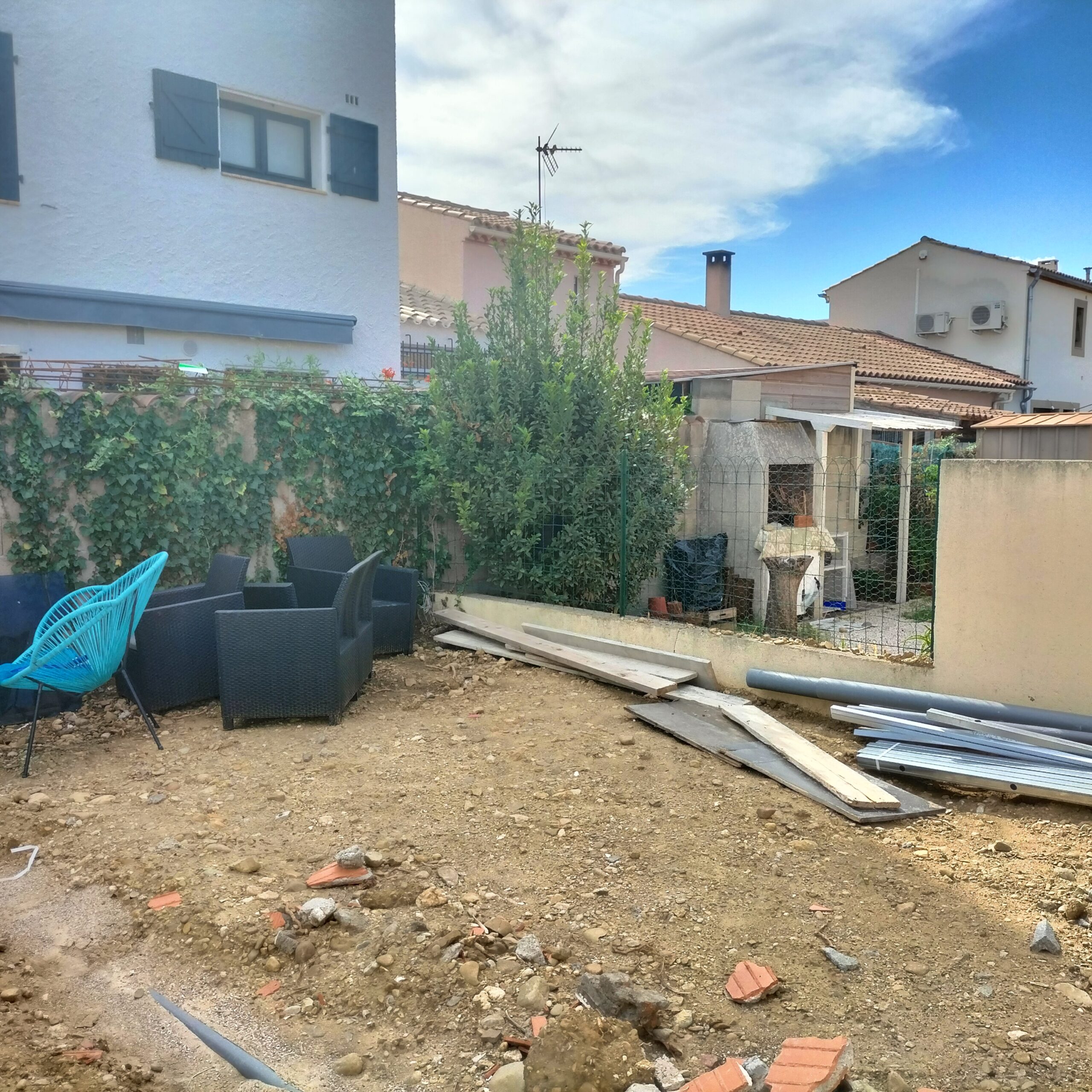 jardin en ville abandonné